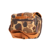 Tom Beckbes Classic Camo Blind Bag: brown camo, top opening, front zip pocket, adjustable shoulder strap.