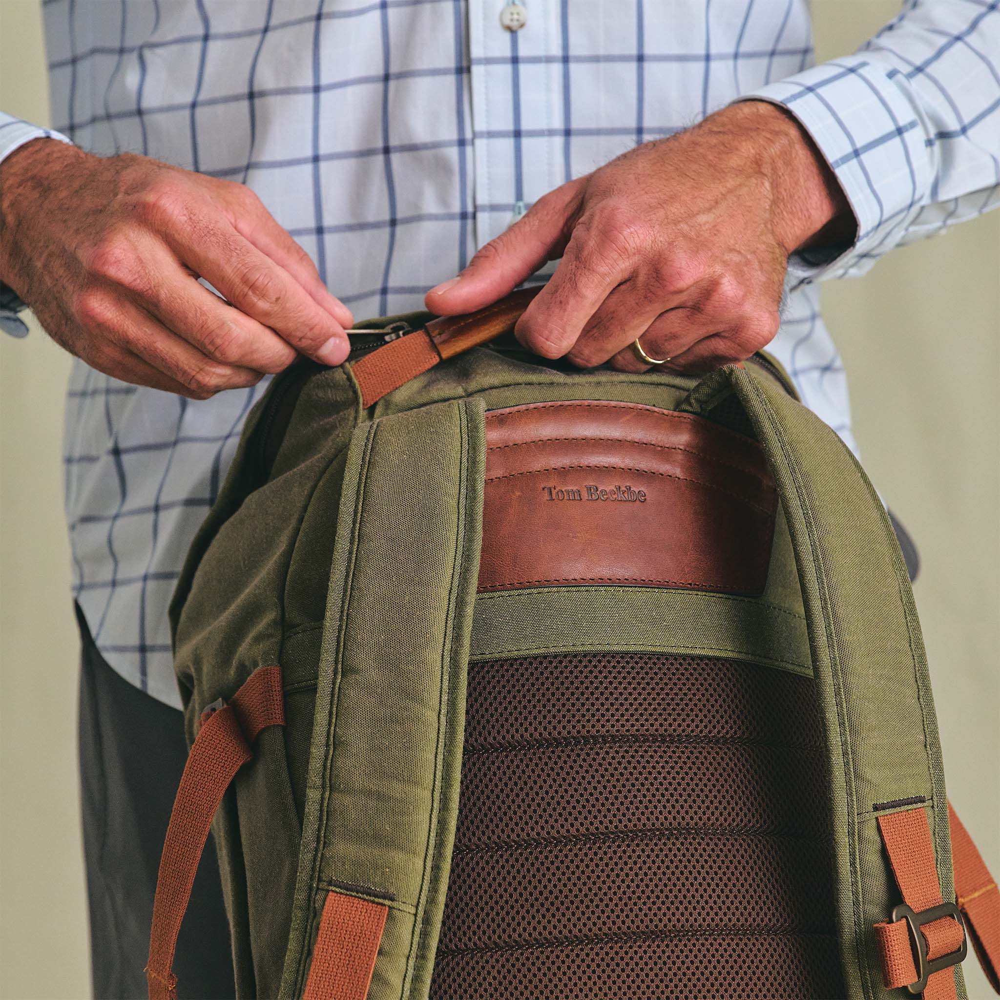 Weatherproof Waxed Canvas Daypack – Tom Beckbe