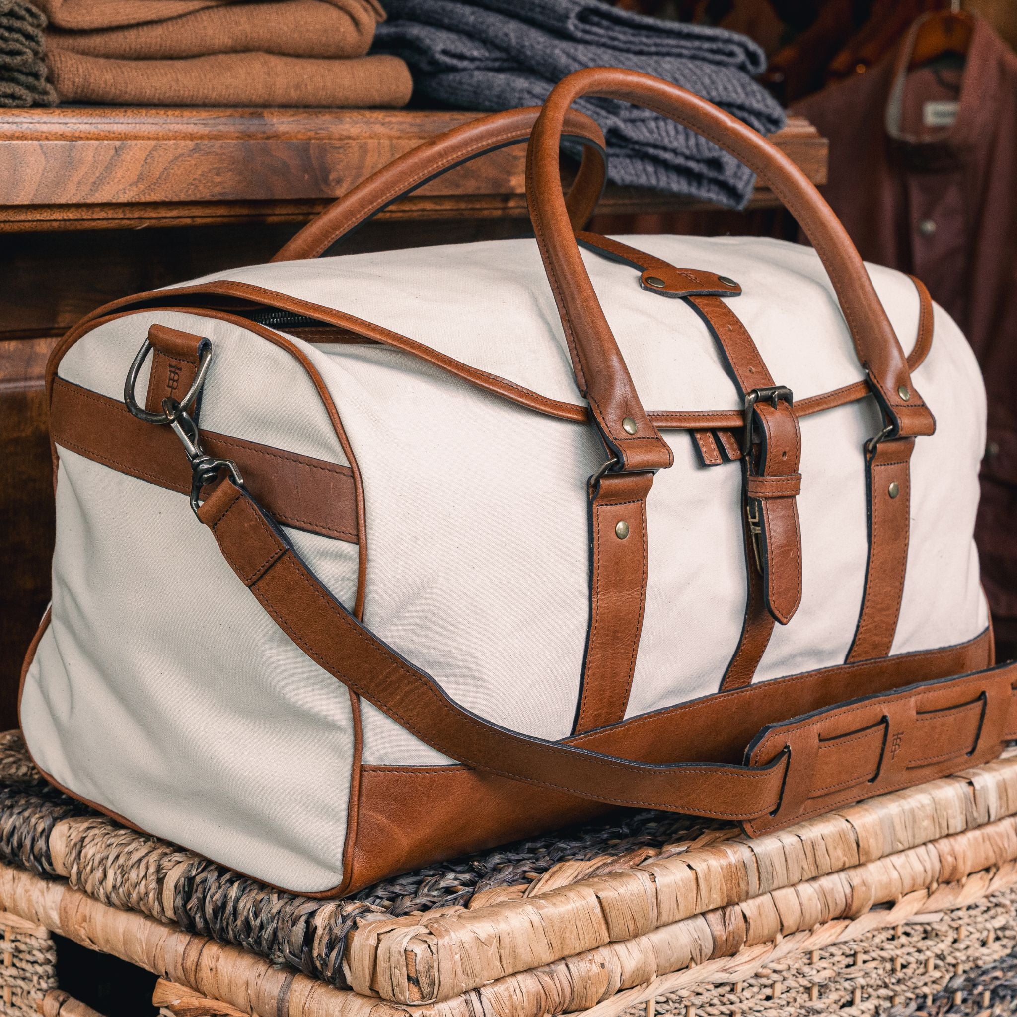 Perdido Waxed Canvas Weekender Bag – Tom Beckbe