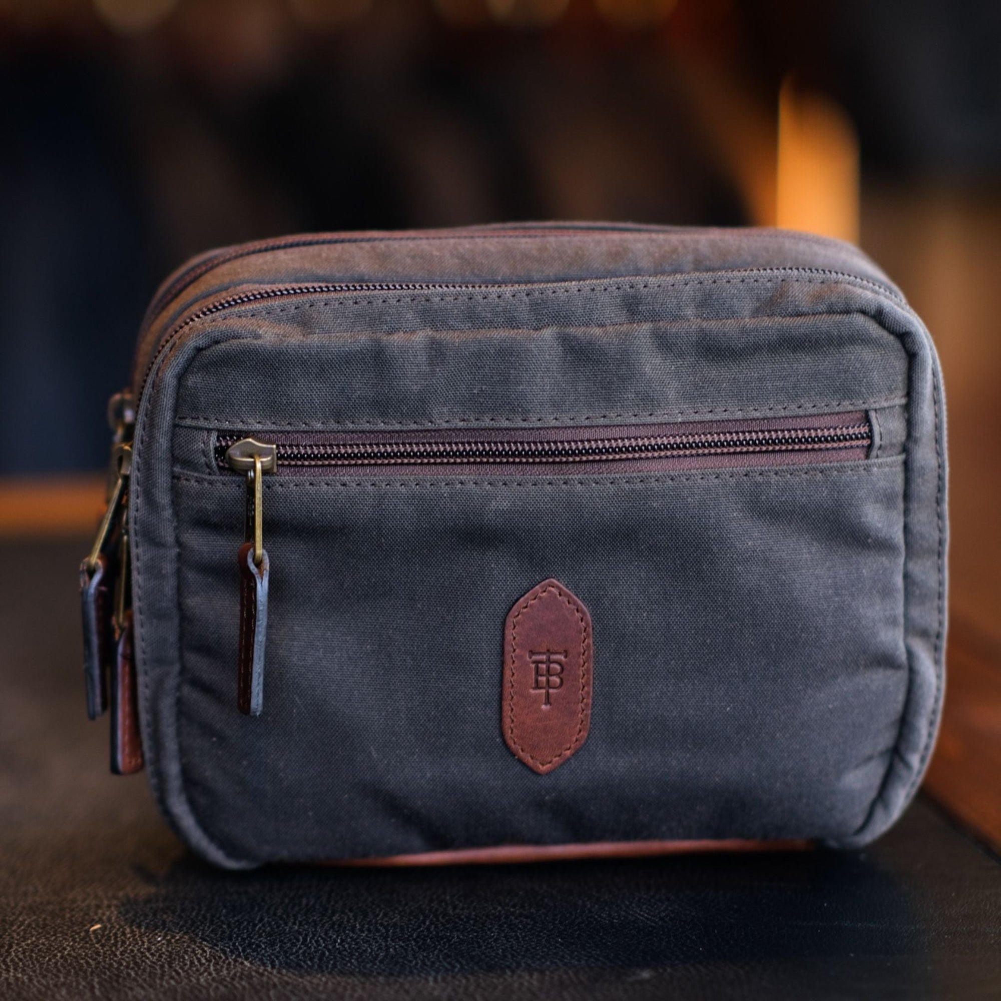 Waxed Canvas Hanging Toiletry Bag Tom Beckbe