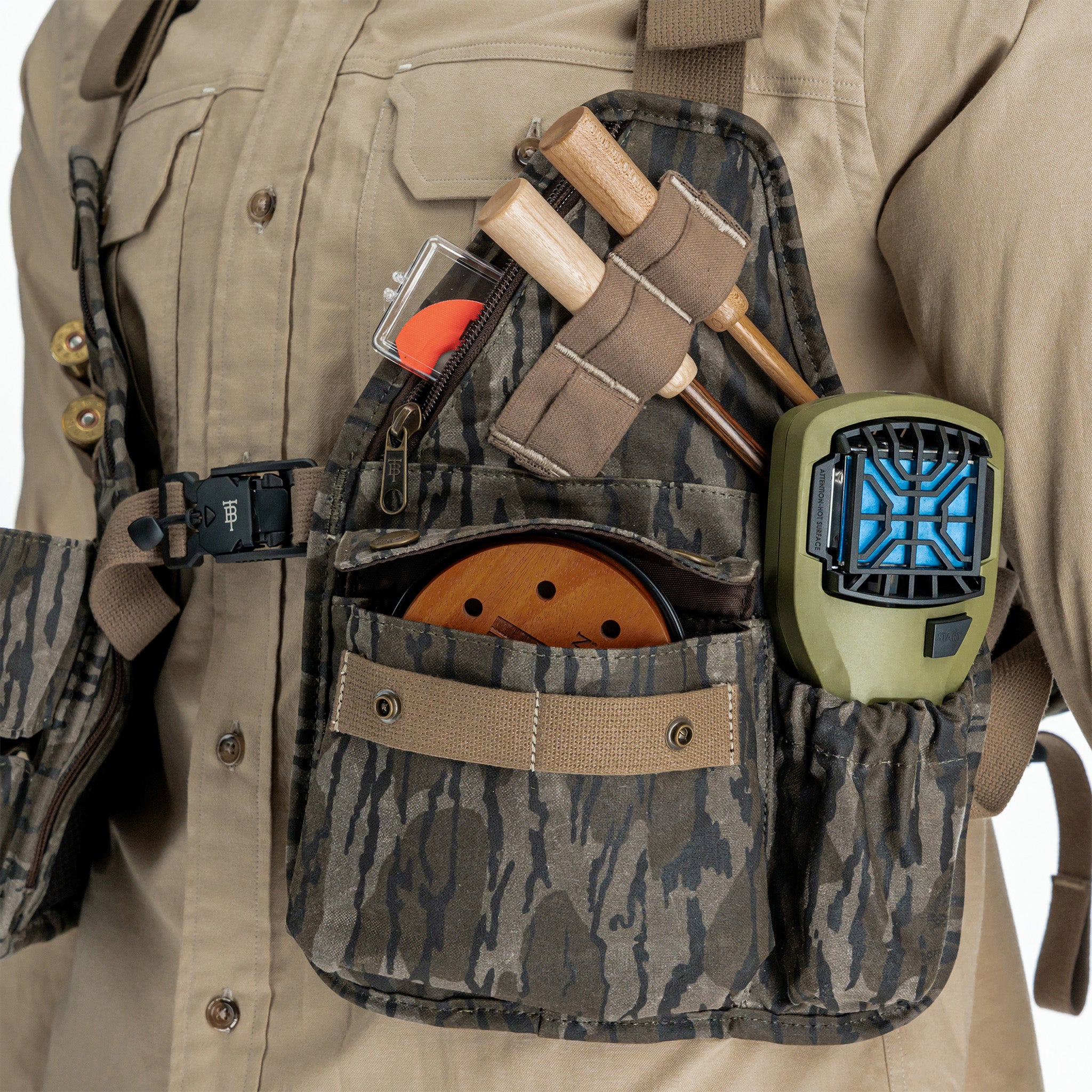 Turkey Vest in Mossy Oak Original Bottomland – Tom Beckbe