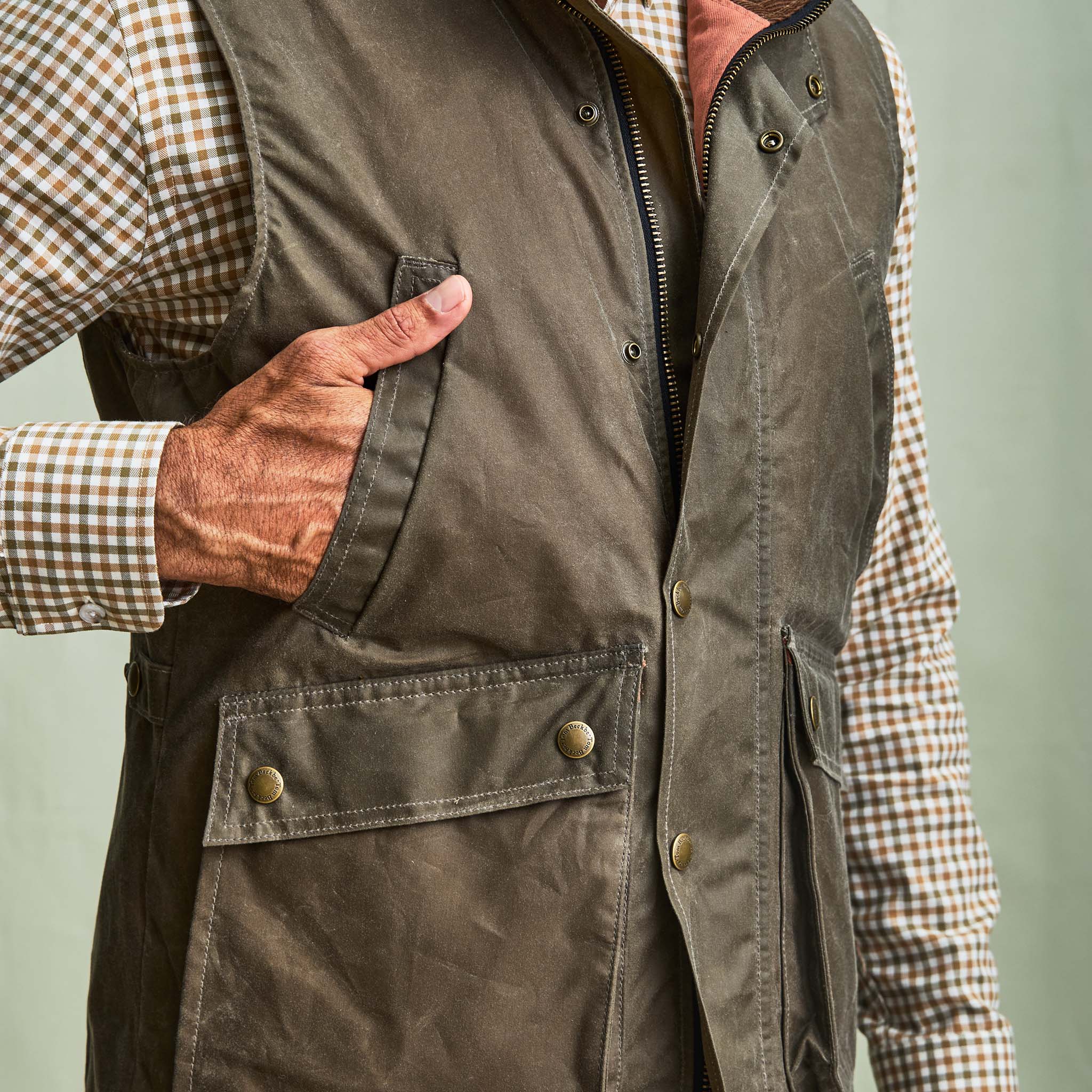 Men's Ducks Unlimited Waxed Canvas Kinsman Vest - Tom Beckbe